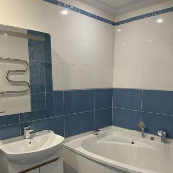 Продается 1-комнатная квартира, 40 м²