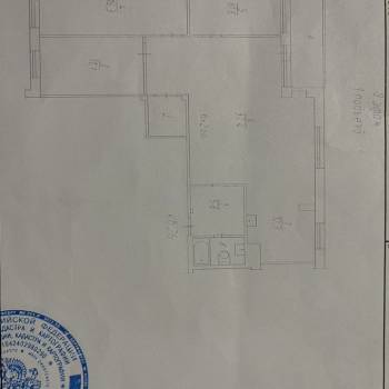 Продается Многокомнатная квартира, 100 м²