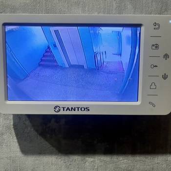 Продается Многокомнатная квартира, 100 м²
