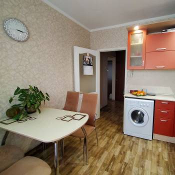 Продается 1-комнатная квартира, 40,7 м²