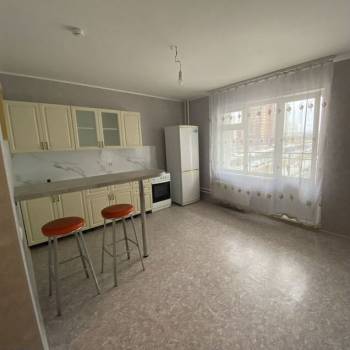 Сдается 1-комнатная квартира, 42 м²