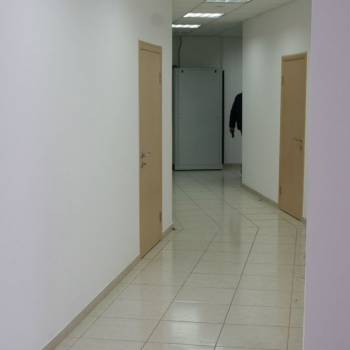 Продается Нежилое помещение, 2000 м²
