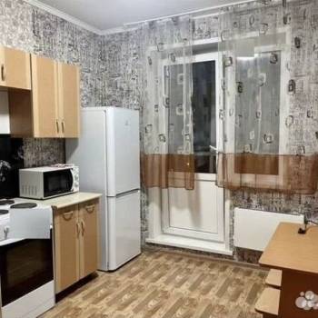 Сдается 1-комнатная квартира, 37 м²