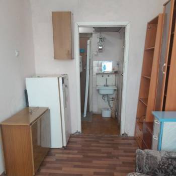 Продается 1-комнатная квартира, 13,6 м²