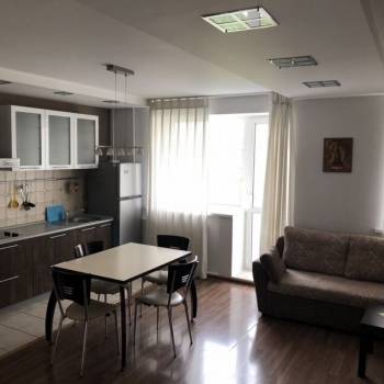 Сдается 2-х комнатная квартира, 57 м²