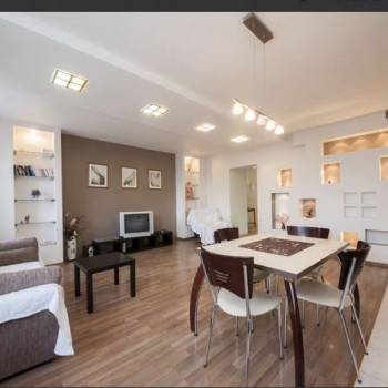 Сдается 2-х комнатная квартира, 57 м²