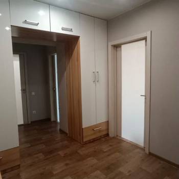 Сдается Многокомнатная квартира, 60 м²