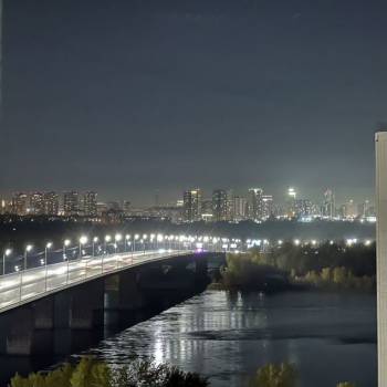 Сдается 2-х комнатная квартира, 90 м²