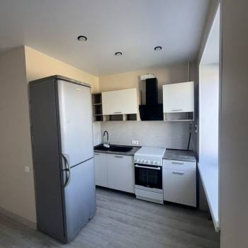Сдается Многокомнатная квартира, 60 м²