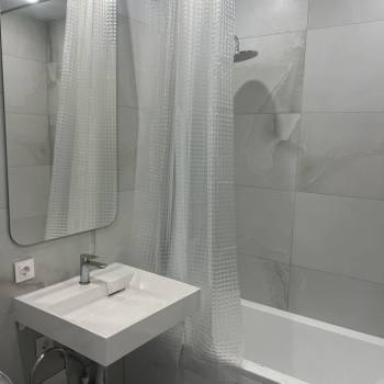 Сдается Многокомнатная квартира, 60 м²