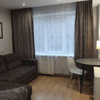 Сдается Многокомнатная квартира, 60 м²