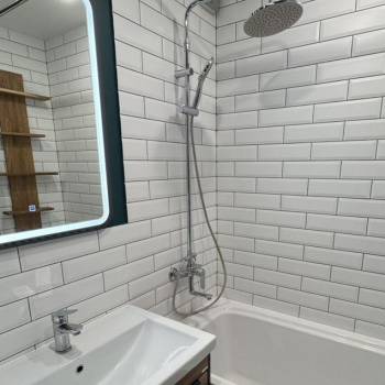 Продается 2-х комнатная квартира, 57 м²