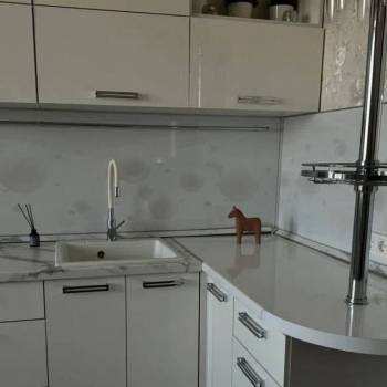 Продается 1-комнатная квартира, 35,9 м²