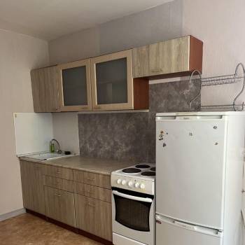 Сдается 1-комнатная квартира, 43 м²