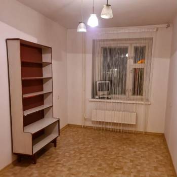 Сдается Многокомнатная квартира, 77 м²