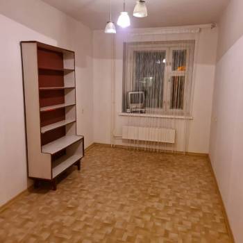 Сдается Многокомнатная квартира, 77 м²