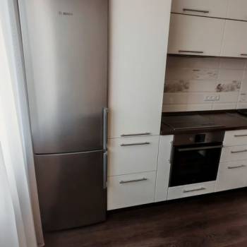 Продается Многокомнатная квартира, 82,9 м²