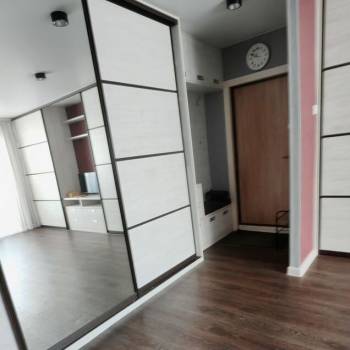Продается Многокомнатная квартира, 82,9 м²