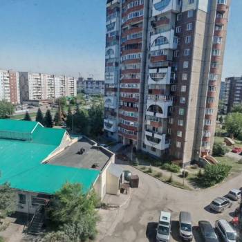Продается Многокомнатная квартира, 82,9 м²