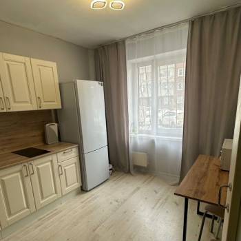 Сдается 1-комнатная квартира, 32 м²