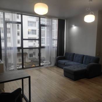 Сдается 1-комнатная квартира, 53 м²