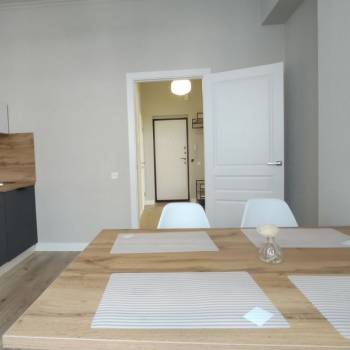 Сдается 1-комнатная квартира, 53 м²