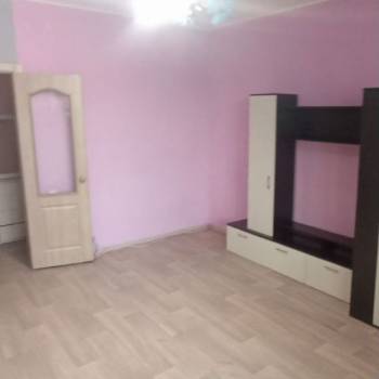 Сдается 1-комнатная квартира, 43 м²