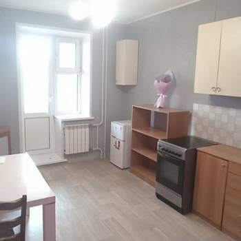Сдается 1-комнатная квартира, 43 м²