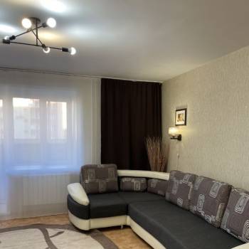 Сдается 1-комнатная квартира, 42 м²