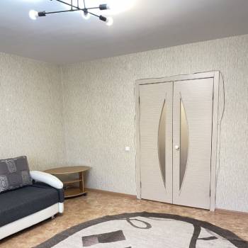 Сдается 1-комнатная квартира, 42 м²