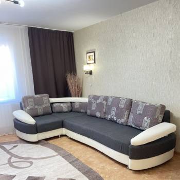Сдается 1-комнатная квартира, 42 м²