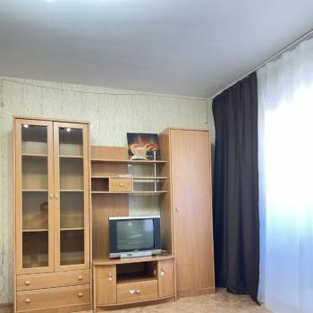 Сдается 1-комнатная квартира, 42 м²