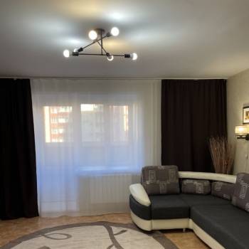 Сдается 1-комнатная квартира, 42 м²
