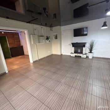 Сдается Нежилое помещение, 77 м²