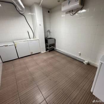 Сдается Нежилое помещение, 77 м²