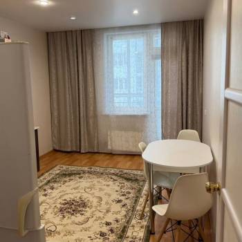 Сдается 1-комнатная квартира, 45 м²