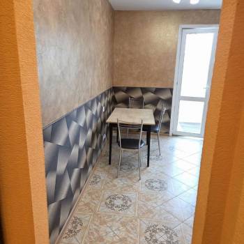 Сдается 2-х комнатная квартира, 81 м²