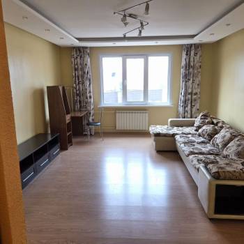 Сдается 2-х комнатная квартира, 81 м²