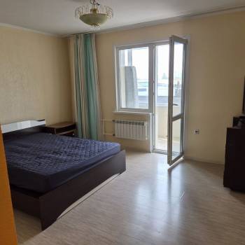 Сдается 2-х комнатная квартира, 81 м²