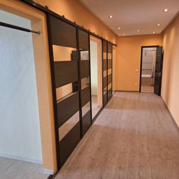 Сдается 2-х комнатная квартира, 81 м²