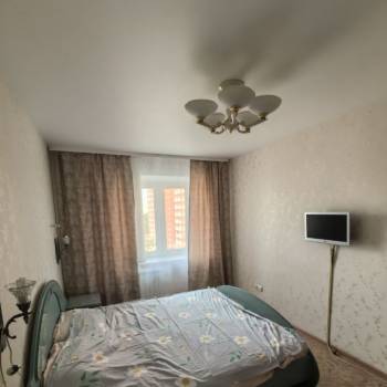 Сдается 2-х комнатная квартира, 60 м²