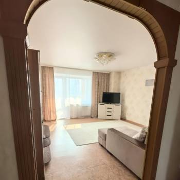 Сдается 2-х комнатная квартира, 60 м²