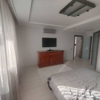 Сдается 2-х комнатная квартира, 65,5 м²