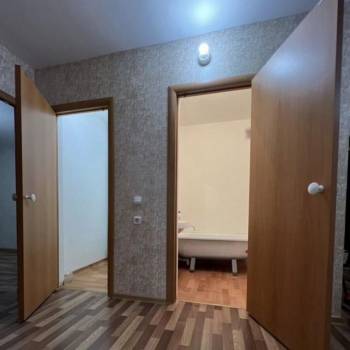 Сдается 1-комнатная квартира, 51 м²