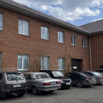 Сдается Нежилое помещение, 180 м²