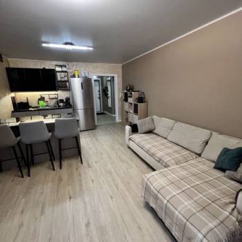 Продается 2-х комнатная квартира, 54,7 м²