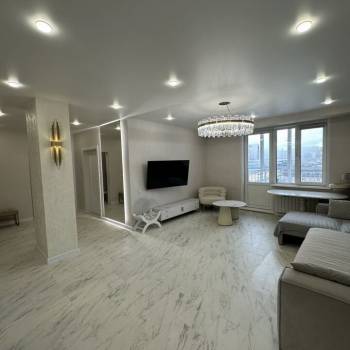 Продается 3-х комнатная квартира, 100 м²