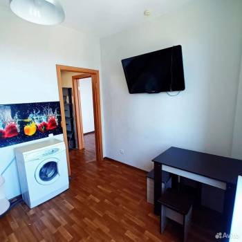 Продается 1-комнатная квартира, 35 м²