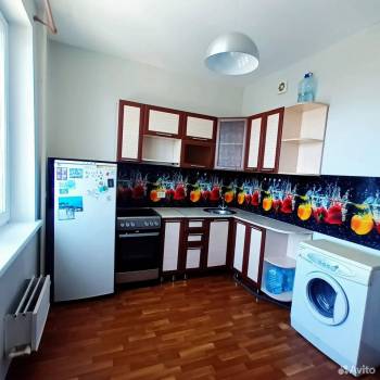 Продается 1-комнатная квартира, 35 м²