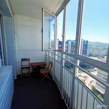 Продается 1-комнатная квартира, 35 м²
